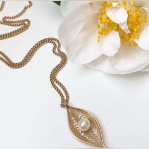 Sarah Coventry Gold Necklace with Pearl Accent